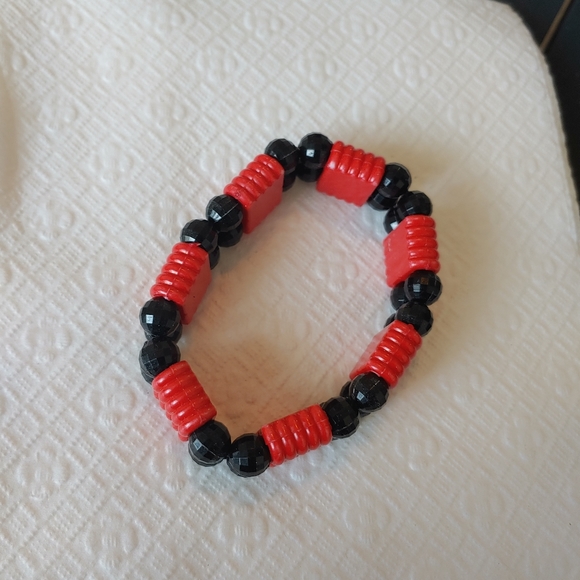 New Bracelet - Picture 2 of 5